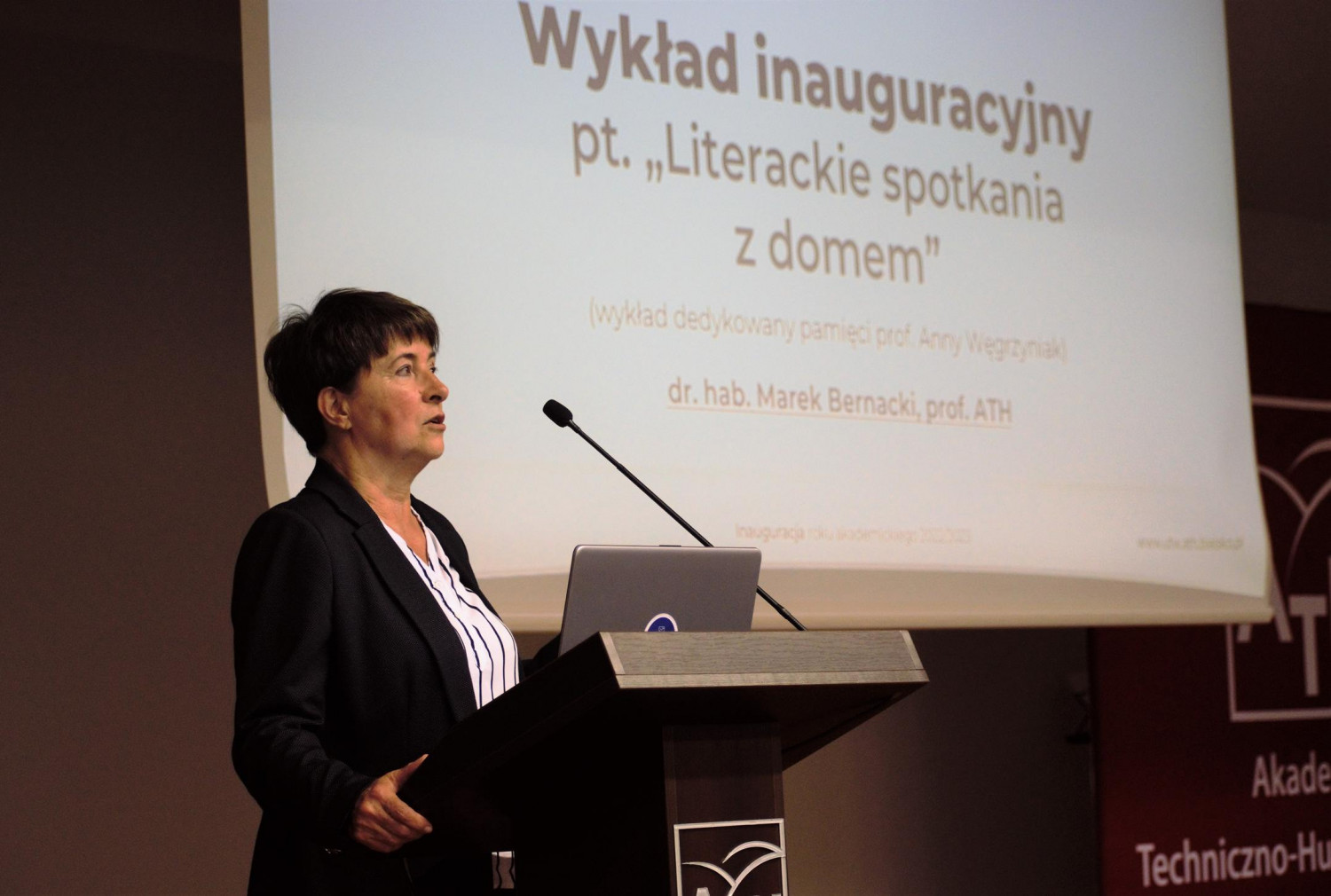 Elżbieta Gacek - przewodnicząca Samorządu Słuchaczy UTW